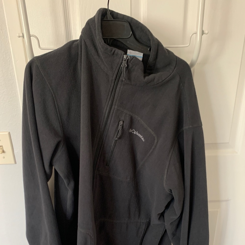 Columbia sweater